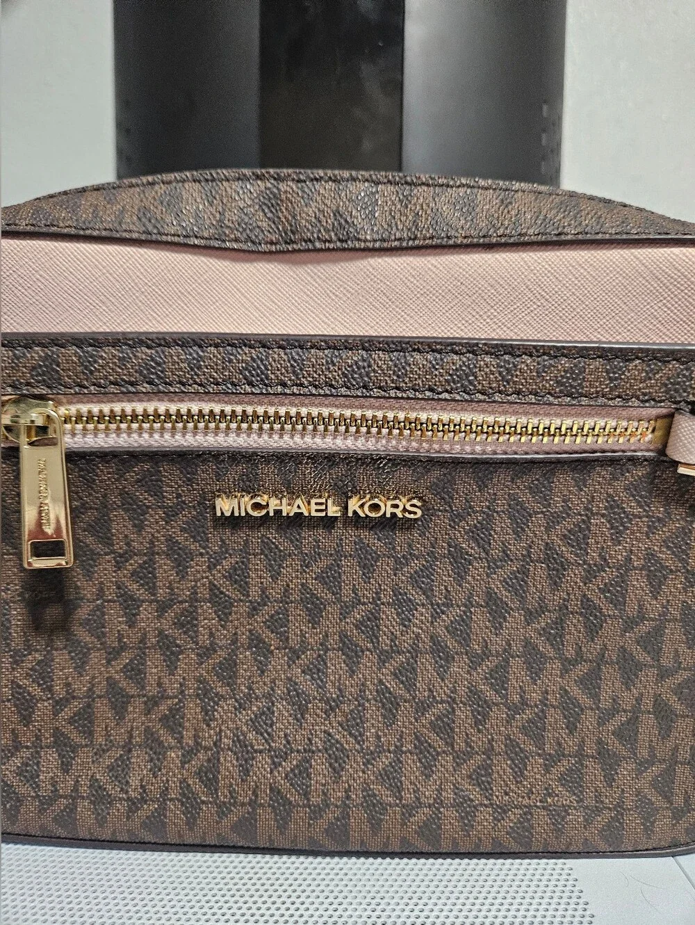 Michael Kors Jet Set Large East West Chain Crossbody Bag